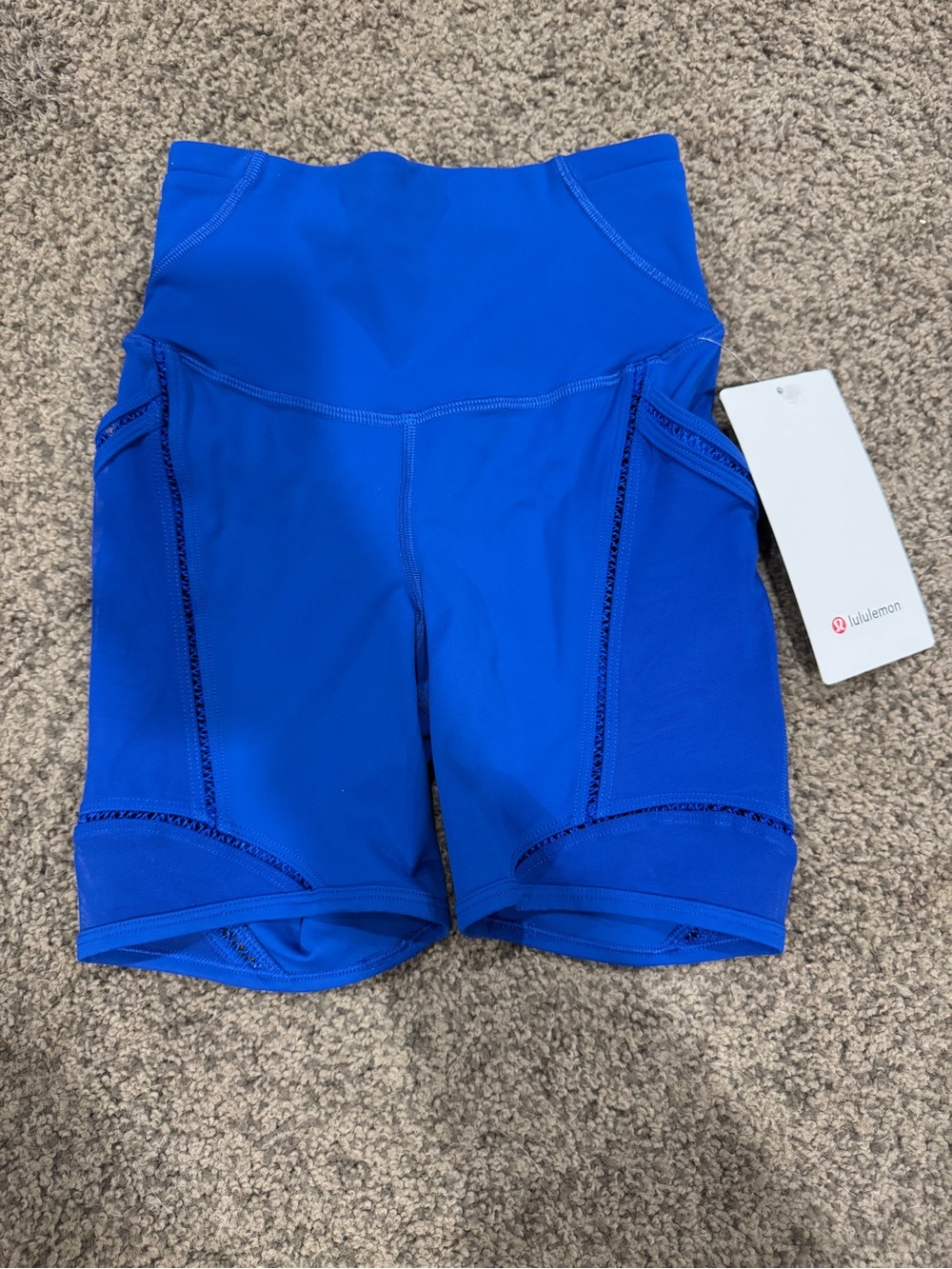 NWT!! Lululemon Fast & Free HR Short 6”— Lace Trim—0